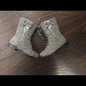 Toddler boots